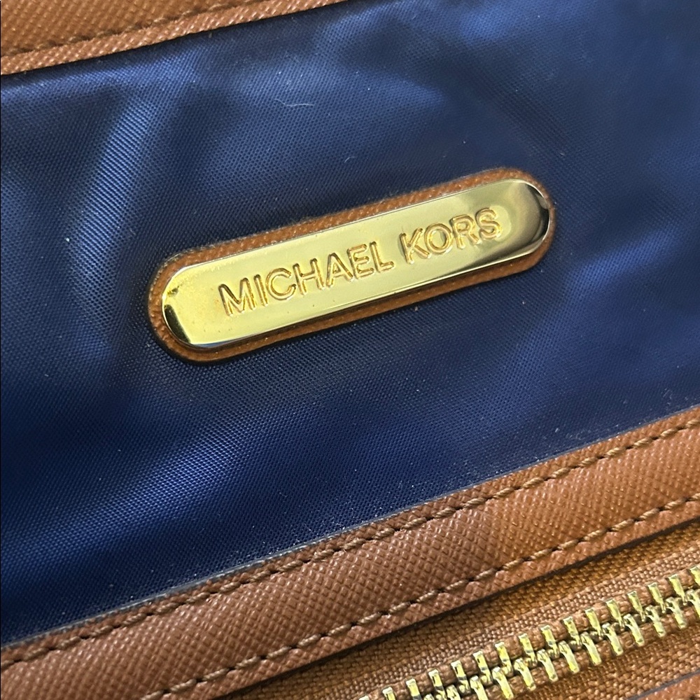 Michael Kors Navy Signature Logo Kempton Nylon Tote Shoulder Bag - Picture 4 of 8